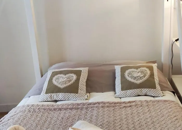 Apartment Joli Pour 2 Personnes By Interhome *